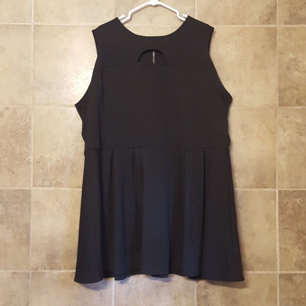 Bongo Plus Sleeveless Black Dress